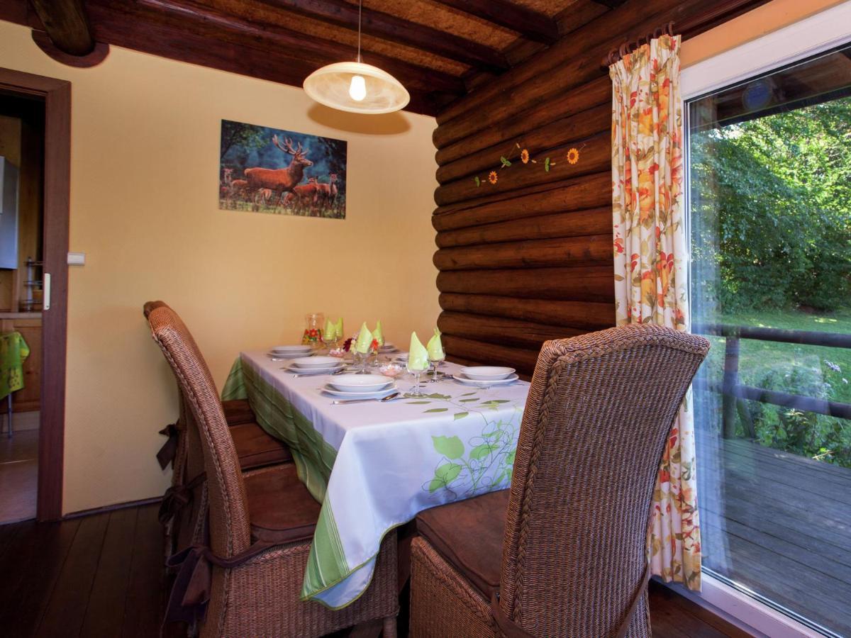 Open Wooden Chalet Built Against A Hill Francorchamps Εξωτερικό φωτογραφία