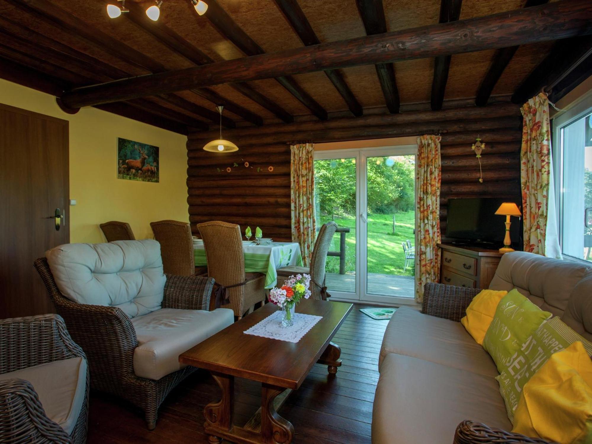 Open Wooden Chalet Built Against A Hill Francorchamps Εξωτερικό φωτογραφία